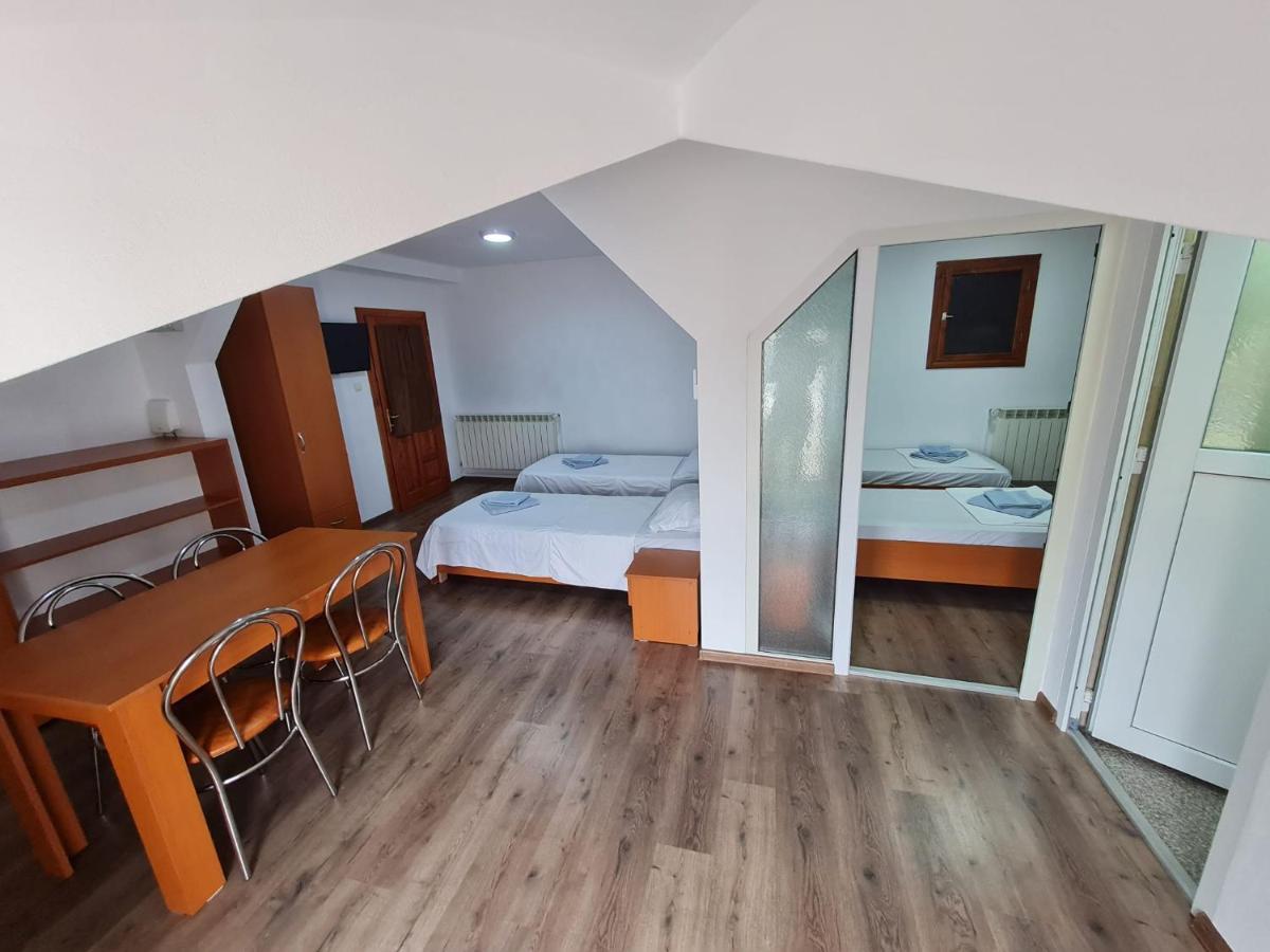 Vila Nei Lugoj Extérieur photo