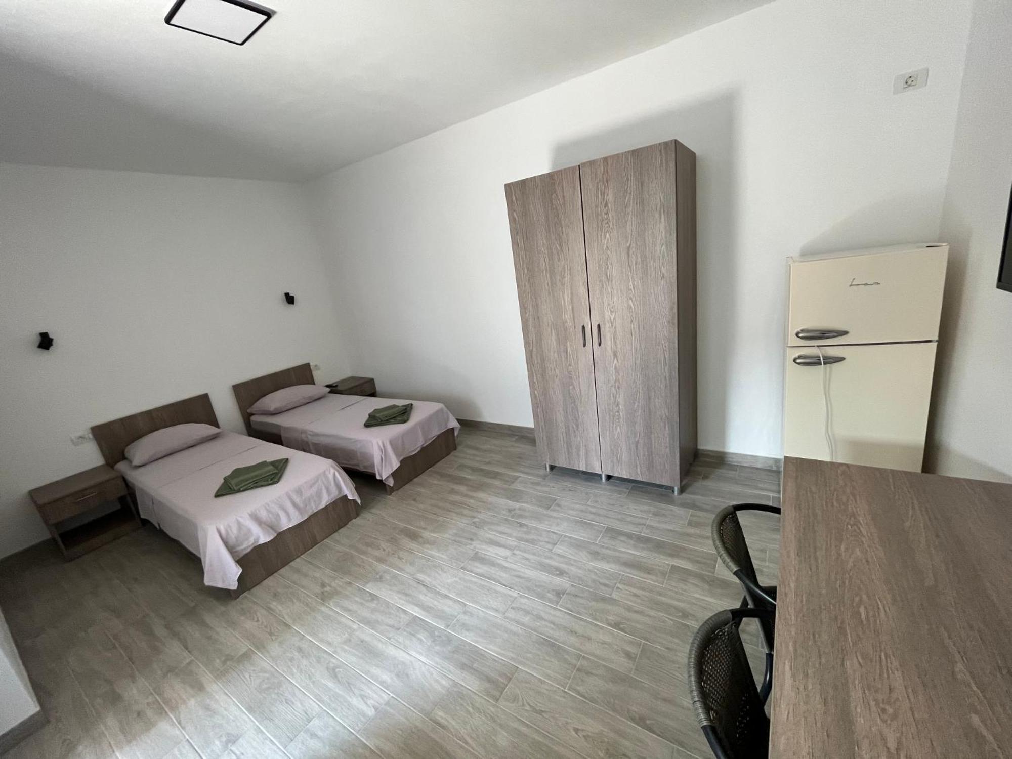 Vila Nei Lugoj Extérieur photo